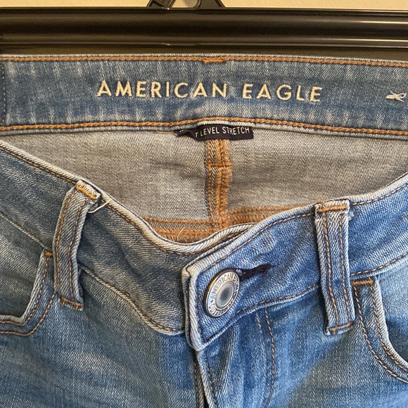 American Eagle Outfitters AE Ne(x)t Level Super High-Waisted Jegging Size 4 - Picture 3 of 6